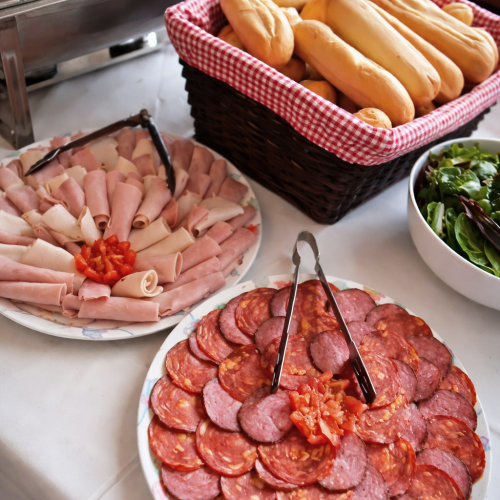 Hot/Cold Buffet (15 Per Person)