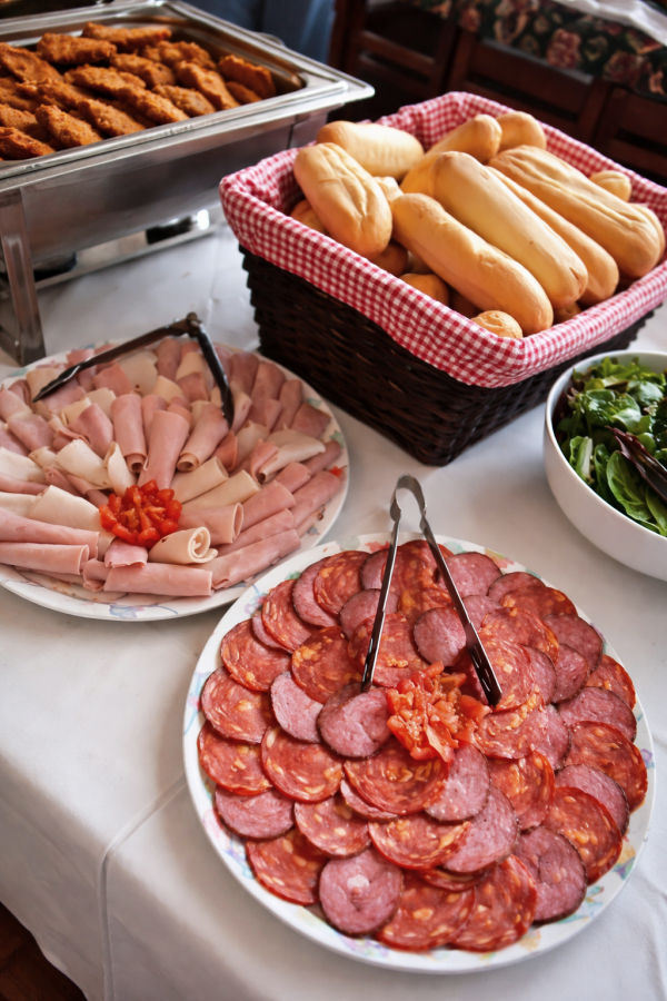 Hot/Cold Buffet (15 Per Person)